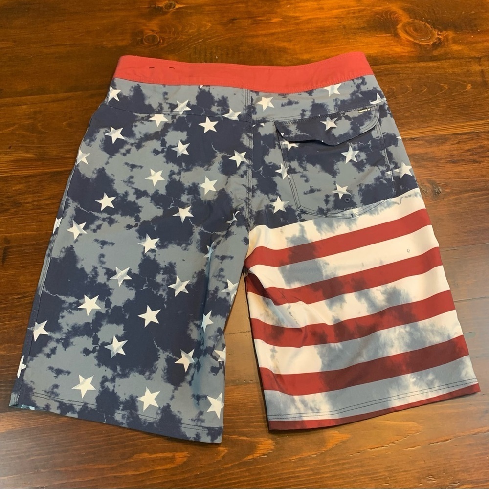 Hurley American Flag Board Shorts- Sz 28 - Picture 2 of 9